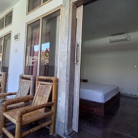 Wisma Bunda 2 Hotel Gili Trawangan Exterior photo