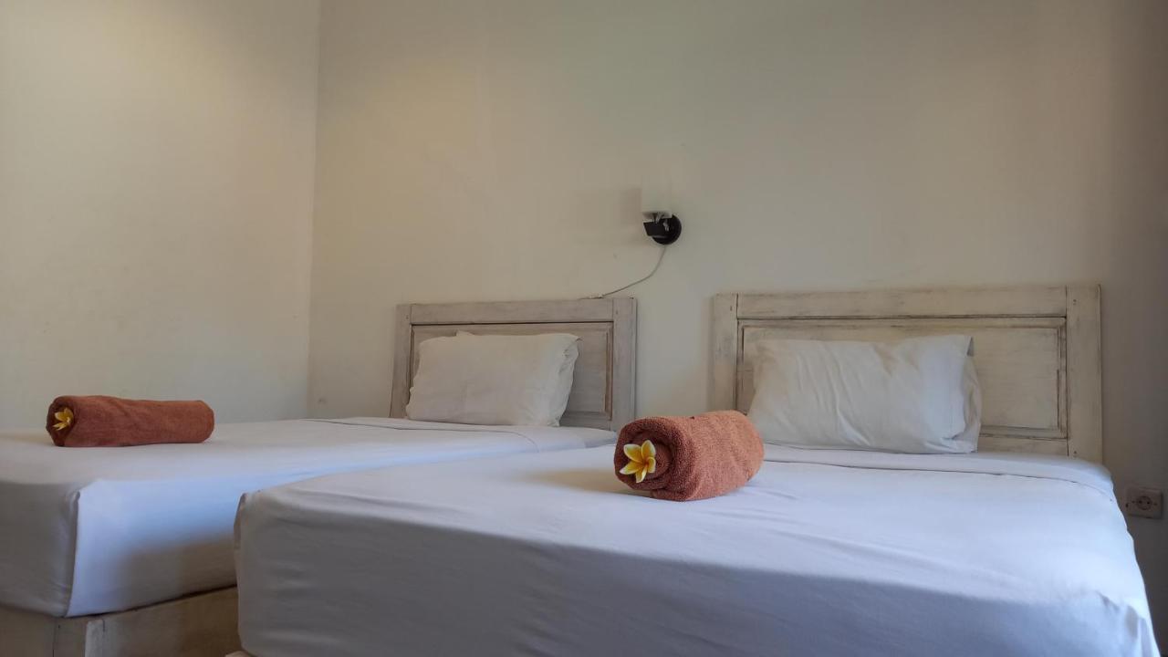 Wisma Bunda 2 Hotel Gili Trawangan Exterior photo