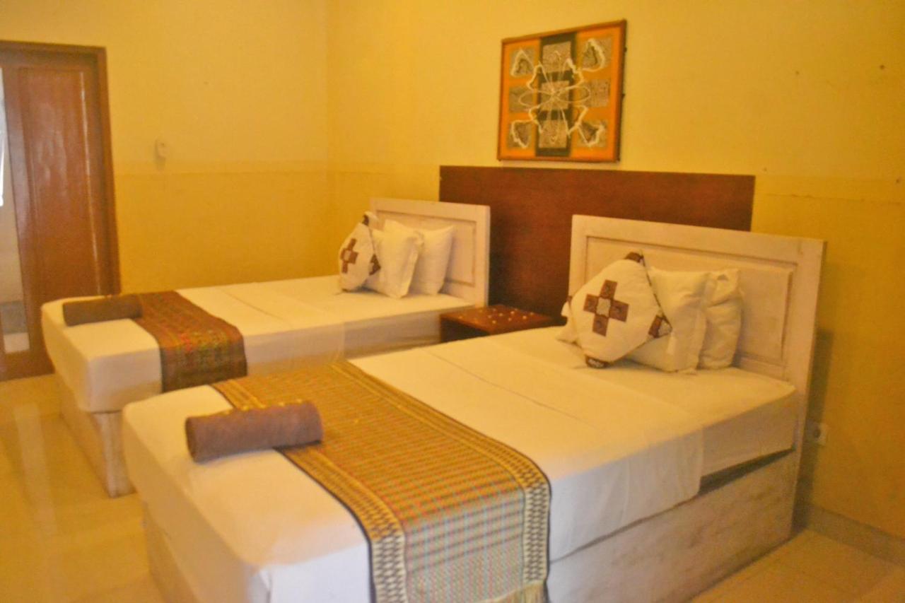 Wisma Bunda 2 Hotel Gili Trawangan Exterior photo